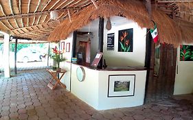 Hotel Cabanas Safari